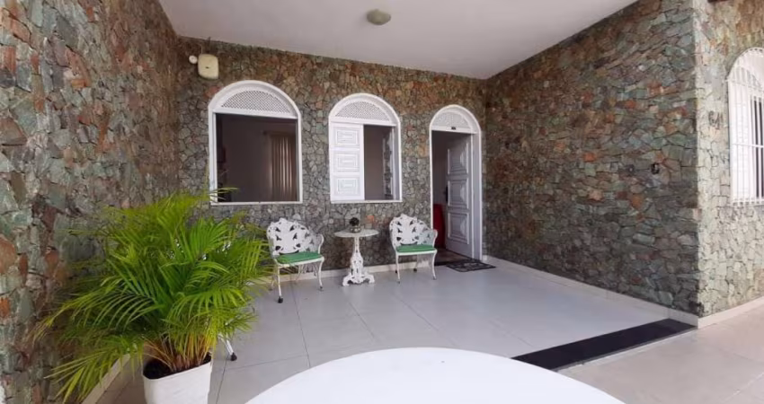 Oportunidade: Excelente Casa no Salgado Filho