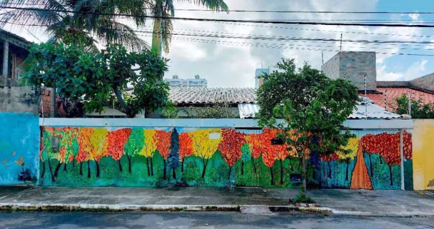 Casa em Excelente Localização da Atalaia