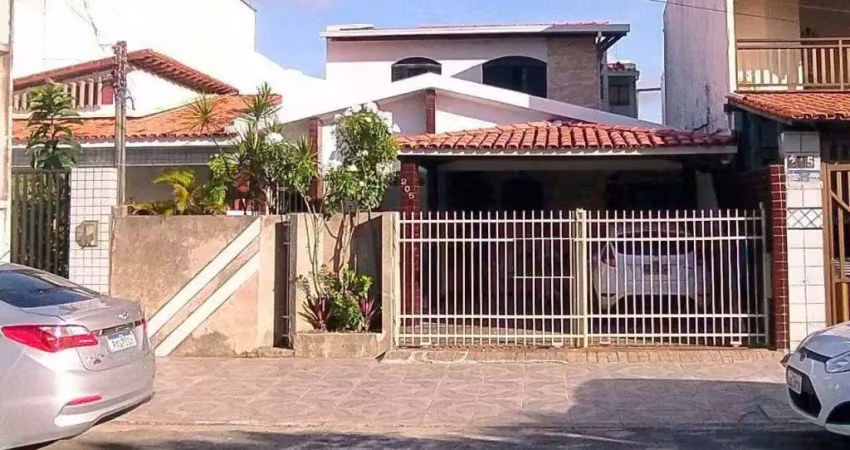 Casa com 4 quartos à venda na Avenida Farmacêutica Cezartina Régis, Jabotiana, Aracaju