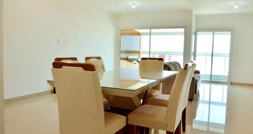 Apartamento amplo com vista para o mar