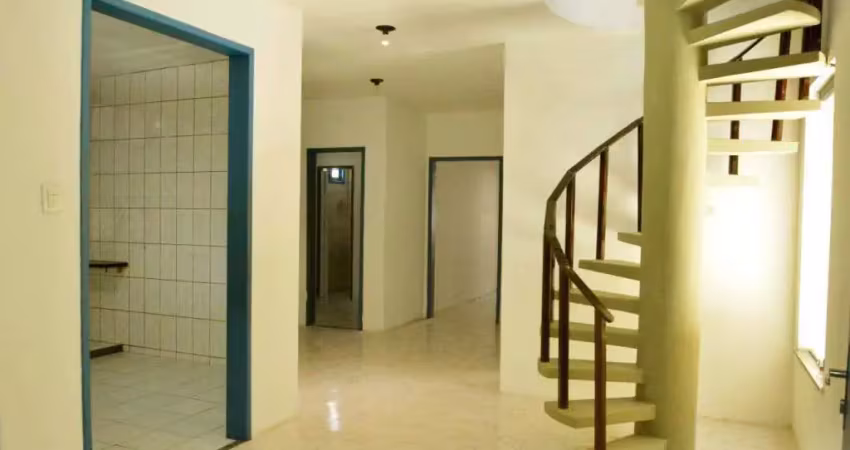 Casa à venda, 4 quartos, 3 suítes, 2 vagas, Farolândia - Aracaju/SE