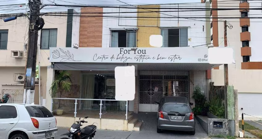 Oportunidade Imperdível no Bairro São José: Casa com Comércio e Potencial de Renda!