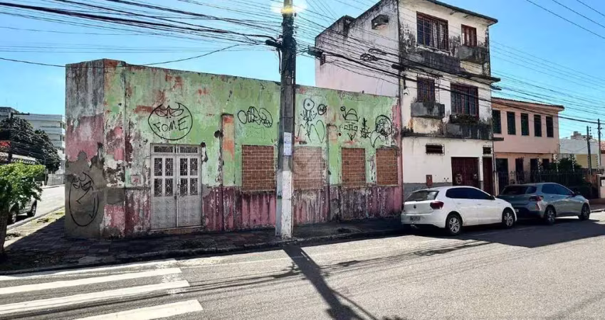Oportunidade imperdível para o seu negócio: casa com terreno amplo no coração de aracaju!