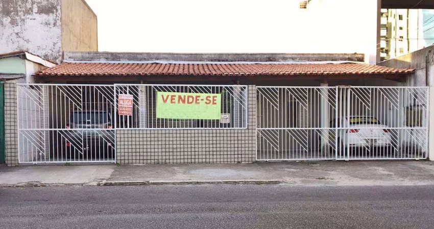 Casa à venda, 4 quartos, 1 suíte, 5 vagas, Grageru - Aracaju/SE