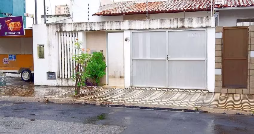 Casa com 3 quartos à venda na Rua Tênisson Ribeiro, Grageru, Aracaju