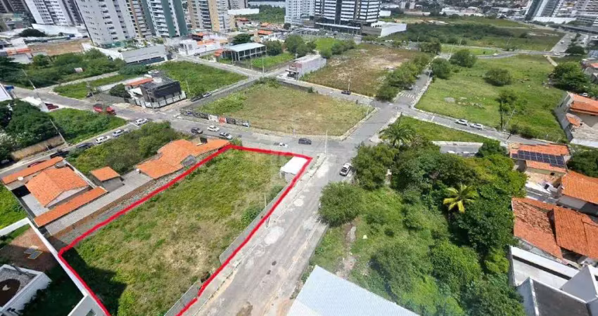 Terreno comercial para alugar na Av. Francisco Freitas Bendocchi Alves, loteamento Jardim Nice, Jardins, Aracaju