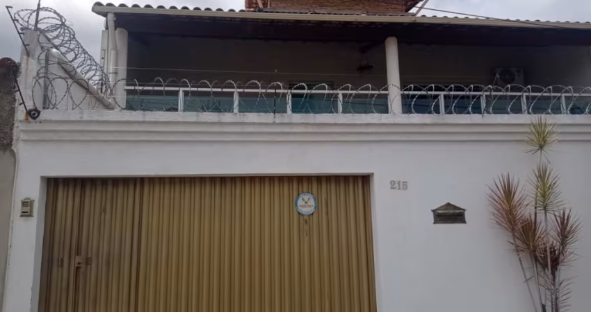 Linda Casa Residencial - Bairro Tropical - Contagem/MG