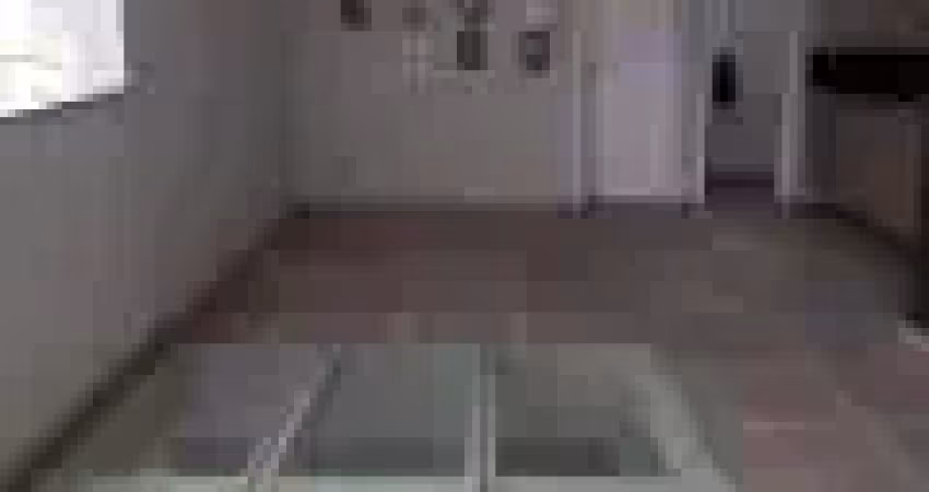 EXCELENTE OPORTUNIDADE!LINDA CASA DE ALTO PADRÃO  COM 2 SUITES, 2 VAGAS, ÁREA GOURMET, 300 MTS.