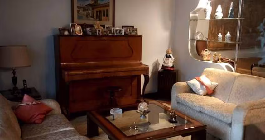 Casa locação e venda - Campo Belo