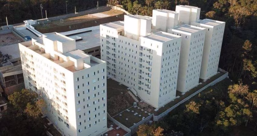 Apartamento à Venda na Granja Viana - Móveis Planejados - Ótima Localização