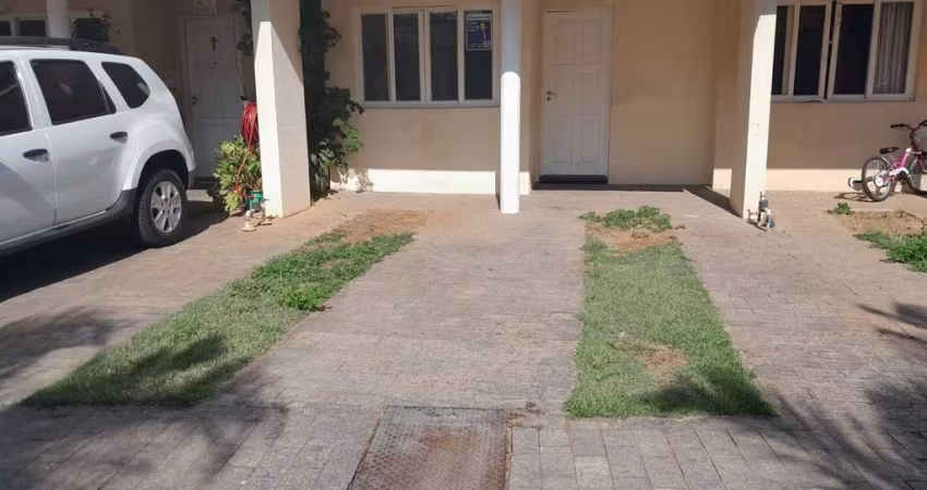 Casa a venda com 102 metros em condomínio na Aldeia de Barueri