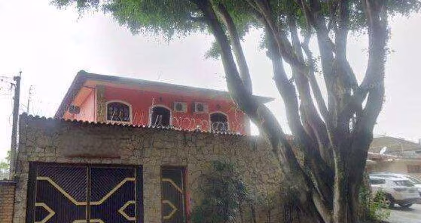 Espetacular Casa à Venda no Continental!
