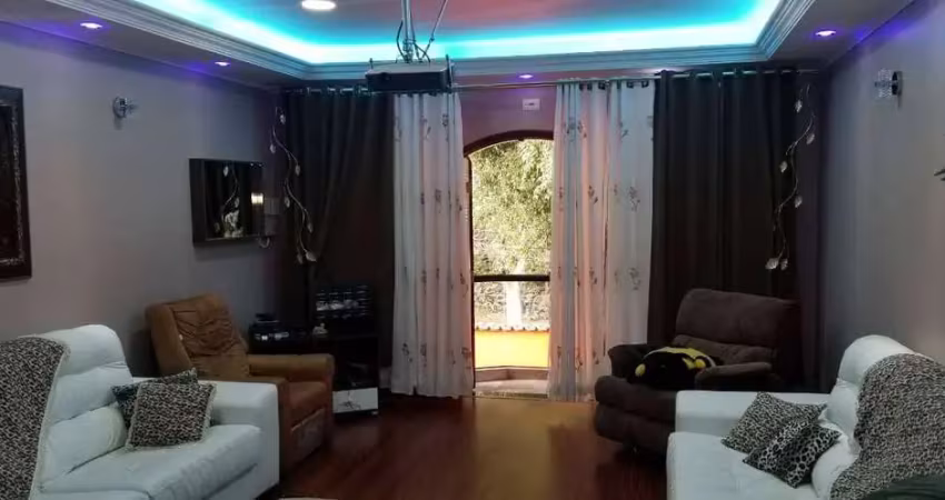 Casa à venda na Avenida Doutor Francisco de Paula Vicente de Azevedo, Continental, Osasco