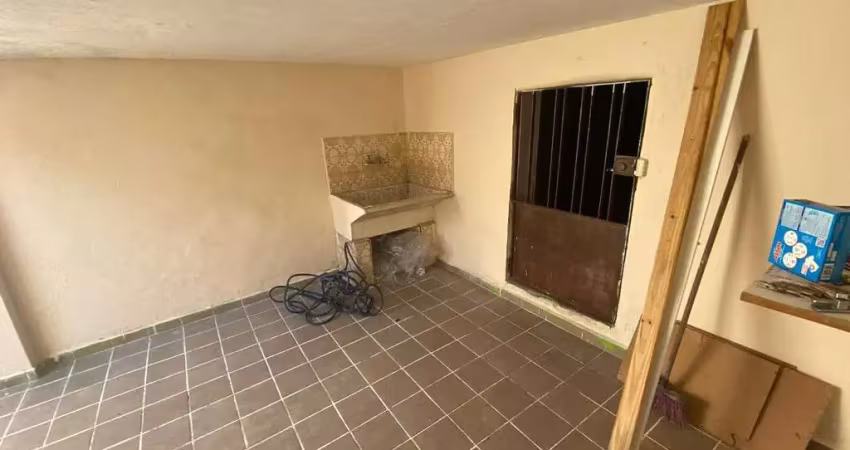 Casa com 2 quartos à venda na Avenida Corifeu de Azevedo Marques, Vila Lageado, São Paulo