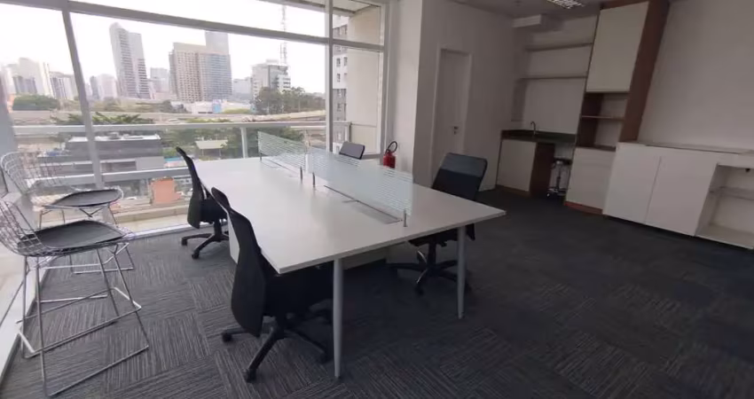 Sala comercial para alugar na Avenida Engenheiro Luís Carlos Berrini, Brooklin, São Paulo