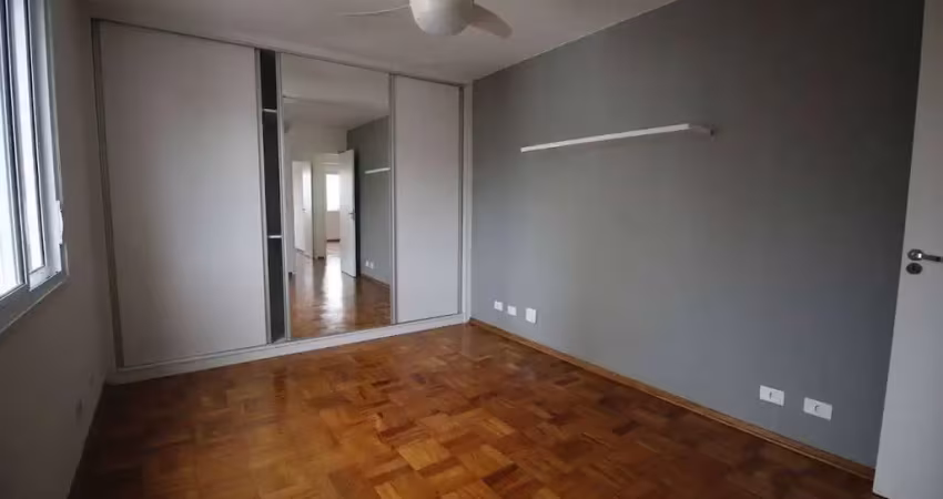Apartamento com 3 quartos para alugar na Avenida Miruna, Indianópolis, São Paulo