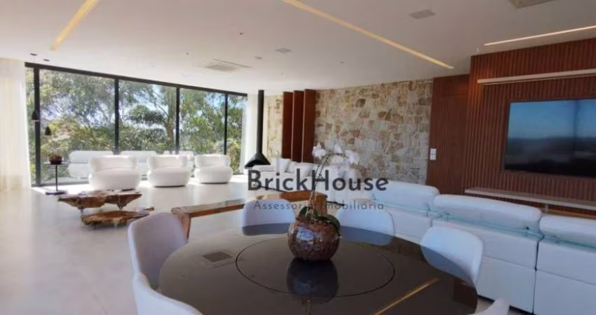 Casa com 5 dormitórios à venda, 800 m² por R$ 10.000.000,00 - Vila da Mata Golf Club - São Roque/SP