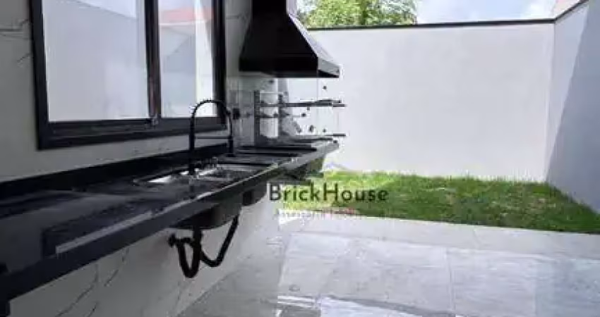 Casa com 3 dormitórios à venda, 135 m² por R$ 780.000,00 - Jardim Brasil - São Roque/SP