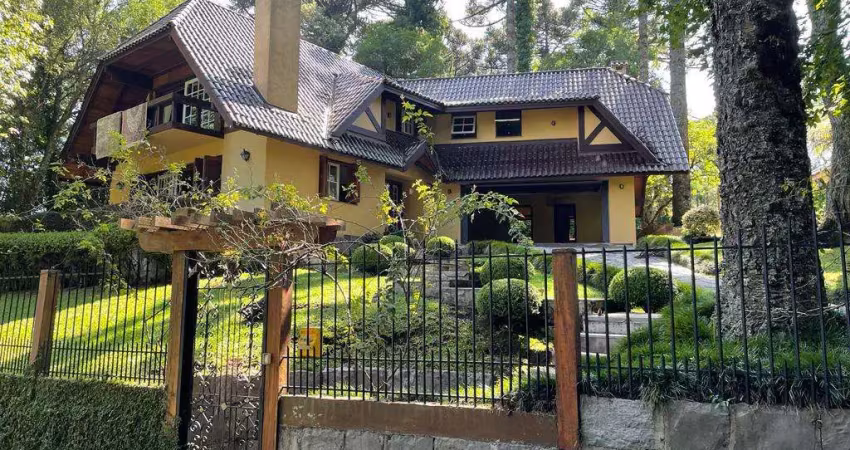 Casa 03 dorm. à venda no bairro planalto com 278 m² de área privativa