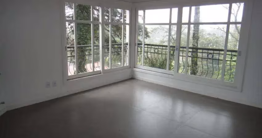 Apartamento 03 Dorm. à venda no Bairro Planalto com 197 m² de área privativa - 2 vagas de garagem