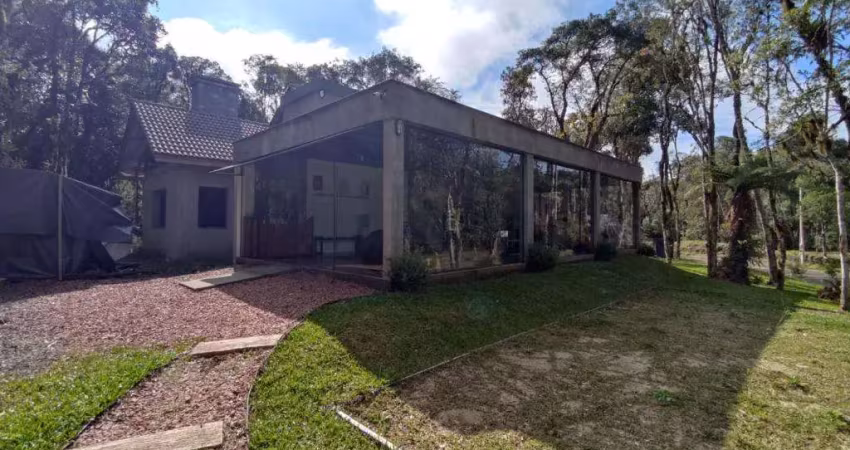 Casa 03 dorm. à venda no bairro carniel com 268 m² de área privativa