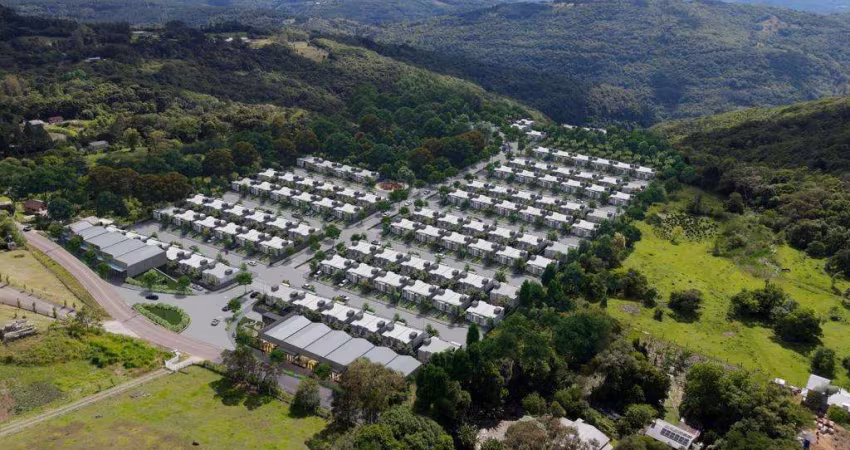 Casa 02 Dorm. à venda no Bairro Várzea Grande com 63 m² de área privativa - 1 vaga de garagem