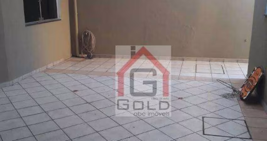 Sobrado com 4 dormitórios à venda, 180 m² por R$ 1.250.000,00 - Utinga - Santo André/SP