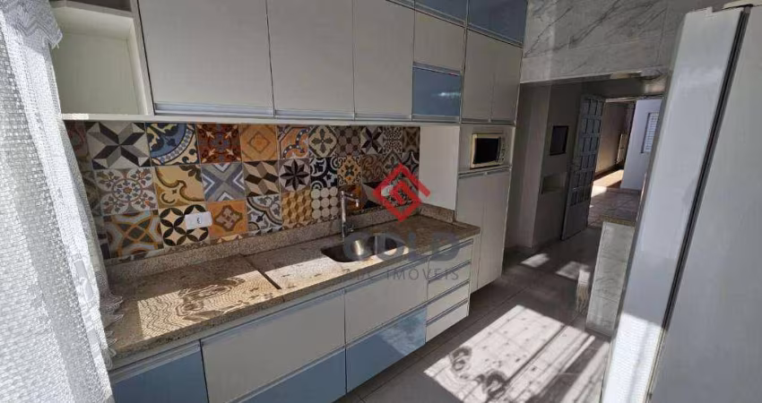 Sobrado à venda, 174 m² por R$ 695.000,00 - Jardim das Maravilhas - Santo André/SP
