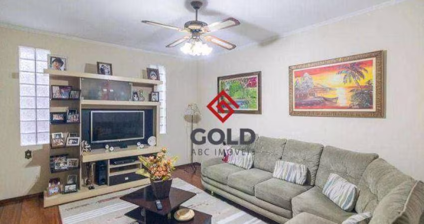 Sobrado com 4 dormitórios para alugar, 170 m² por R$ 4.163,00/mês - Parque Jaçatuba - Santo André/SP