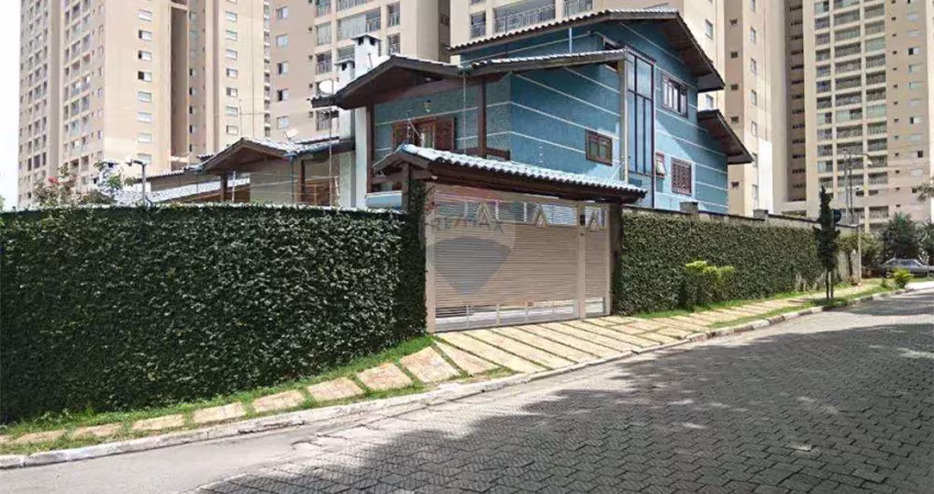 Casa com 4 quartos à venda na Rua Augusta, 1072, Vila Augusta, Guarulhos