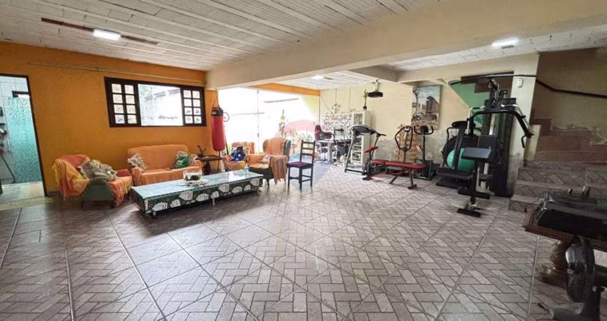 CASA SUPER AMPLA PRECO EXCELENTE!!! 3 DORMITORIOS