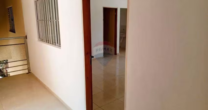 Apartamento com 02 dormitorios no parque edu chaves-sem vaga