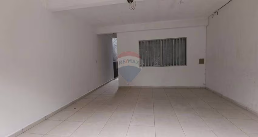 Sobrado à Venda no Jardim Adriana-4 dorm - R$440 mil- aceita financiamento