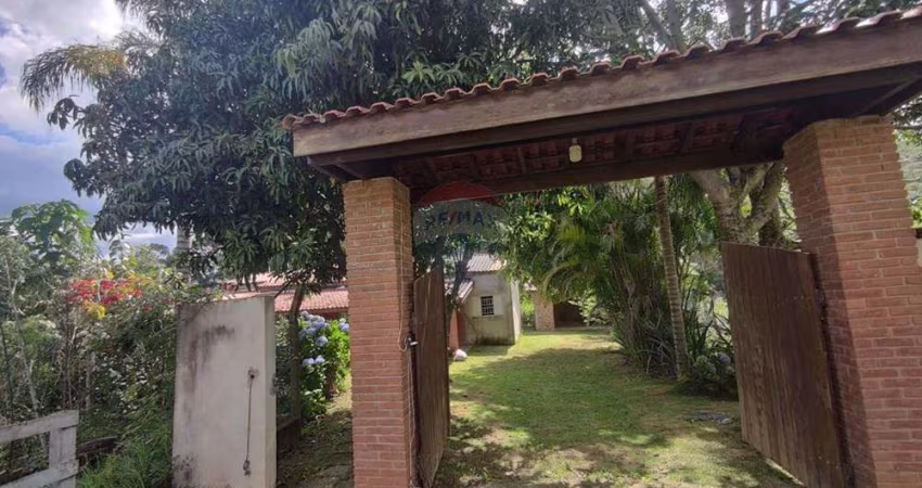 Sitio toledo minas Gerais Com uma área total 30.250,00 mil metros equivalente a 3,02,50ha (alqueires)