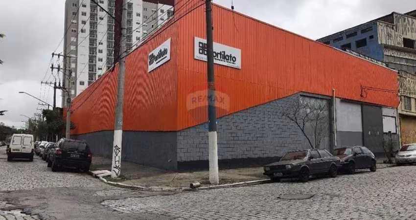 'galpão na mooca: expansão em localização estratégica'