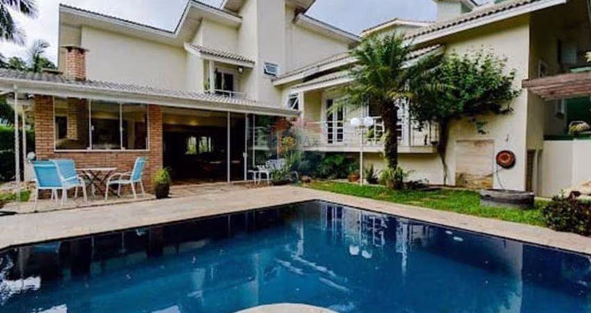 Luxo e Conforto na Casa em Condomínio HILLs III