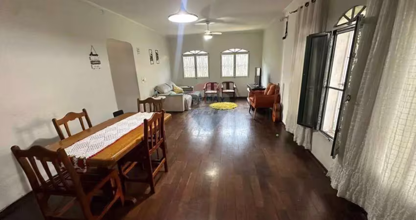 Casa  térrea 3 dormitório  em vila mesquita, são paulo!