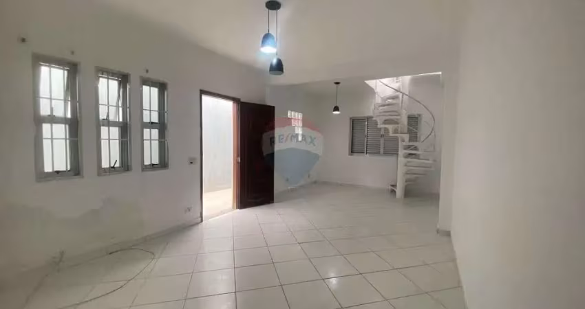 Casa com 3 quartos para alugar na Rua Rio Negrinho, 301, Jardim Santa Cecília, Guarulhos