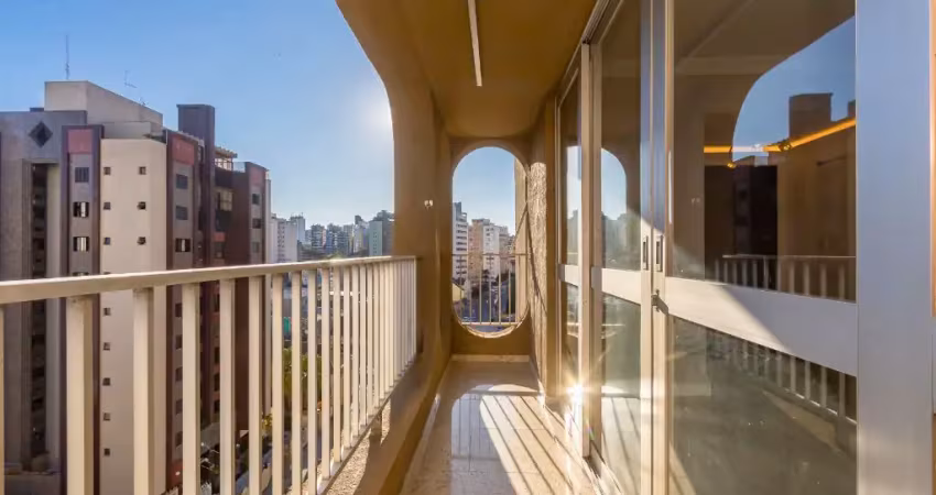 Maravilhoso apartamento 3 quartos no coração do Bairro Batel