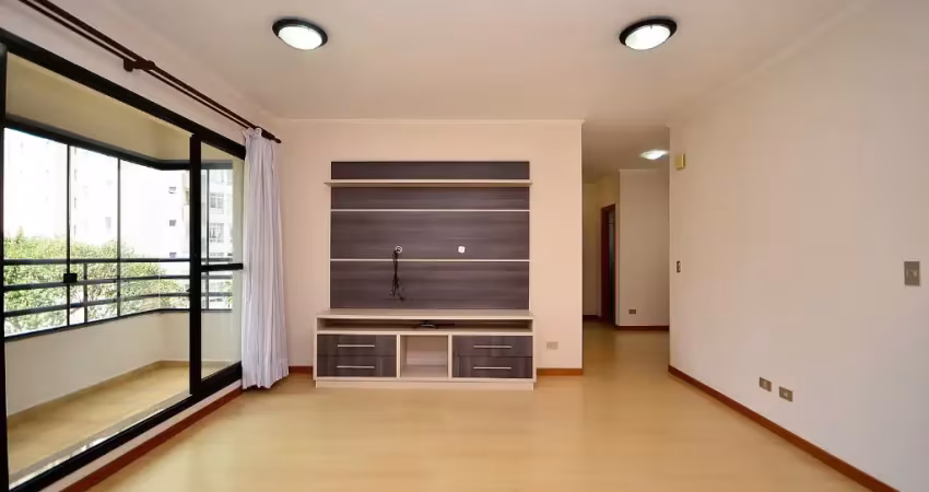 Lindo apartamento com uma ótima sacada no cristo rei 3 quartos e 2 vagas