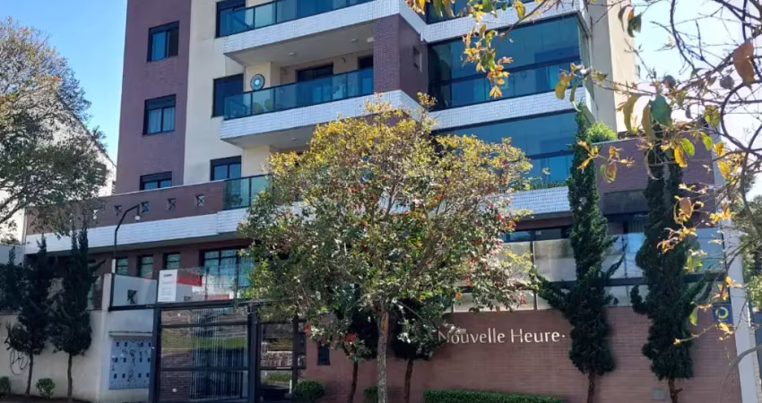 Lindo apartamento bem localizado em curitiba, acabamentos de alto padrão
