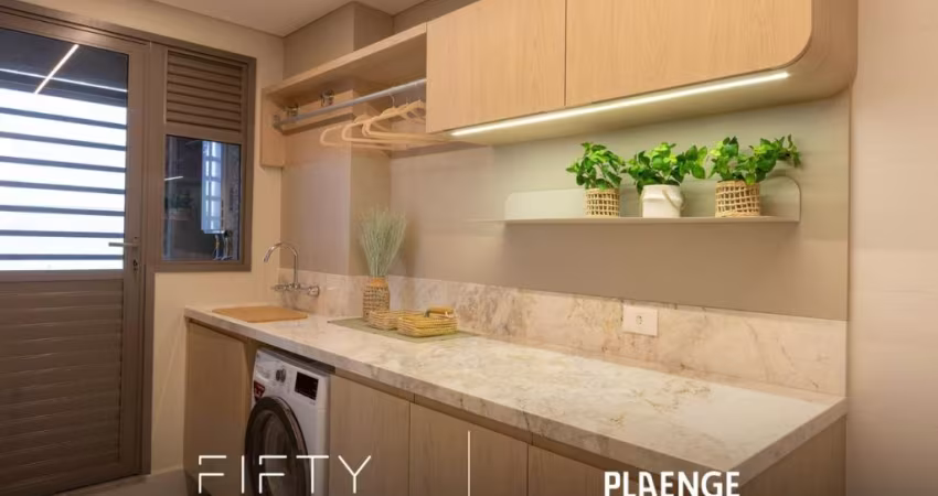 Lindo apartamento no Bairro Cabral Fifity Plaenge