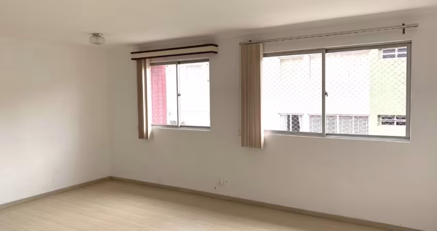 Oportunidade de apartamento no Bairro Água Verde 2 quartos sendo.1 suíte