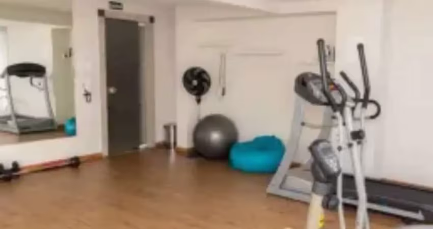 Lindo apartamento no bairro cabral 3 quartos com sacada com churrasqueira