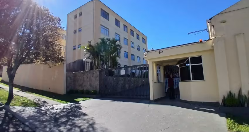 Lindo apartamento térreo no bairro bacacheri com tingui 3 quartos j