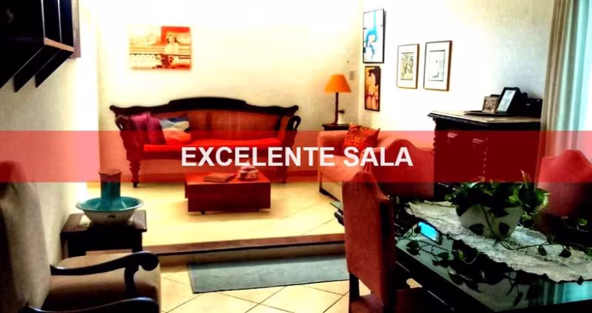 OPORTUNIDADE ÚNICA: Casa à venda em Acupe de Brotas, Salvador-BA! 3 quartos, 1 suíte, 2 salas, 3 banheiros, 2 vagas. Confira!