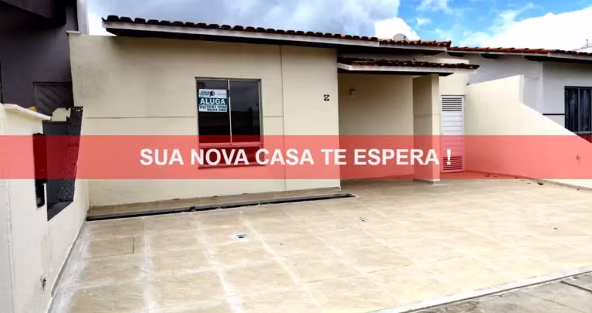Casa  à venda em condomínio fechado  3 quartos, 1 suíte , feira de santana-ba  área de lazer completa  r$ 390.000,00