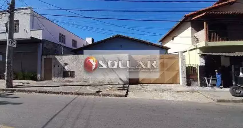 Casa com 3 quartos para alugar no São Bernardo, Belo Horizonte 