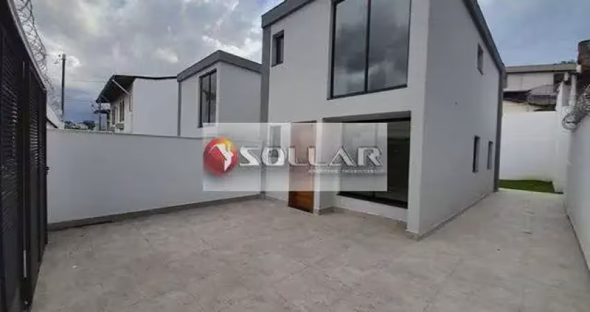 Casa com 3 quartos à venda na Santa Cruz, Belo Horizonte 