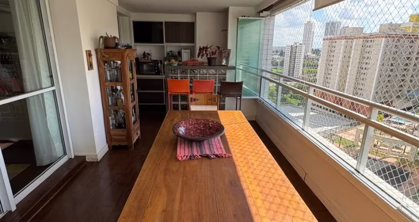 Apartamento de 182m² com 3 suítes no Grand Club Vila Ema em São José dos Campos